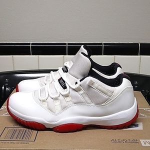 Air Jordan 11 retro low (cherry bottom) size 9.5 M/11 W (2012 release)